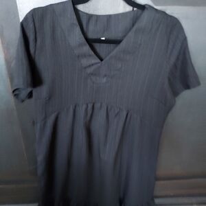Black V-Neck Short Sleeve Dress